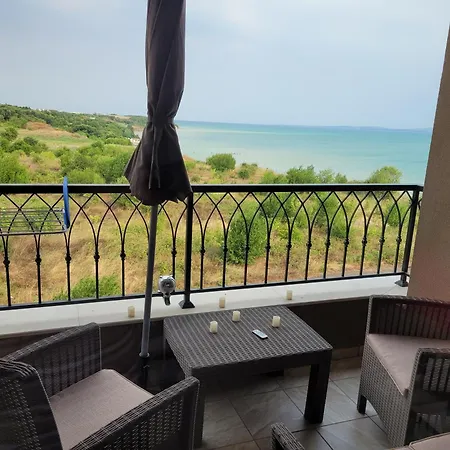 Bayview B32 - 2 Διαμέρισμα Μπουργκάς