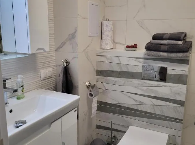 Bayview B32 - 2 Appartement *