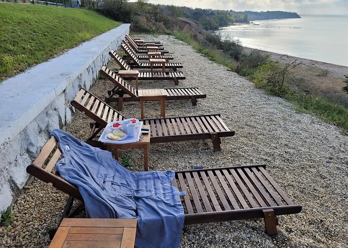 Bayview B32 - 2 Appartement *