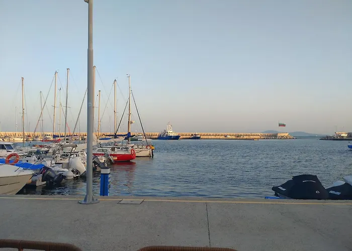 Bayview B32 - 2 Apartamento